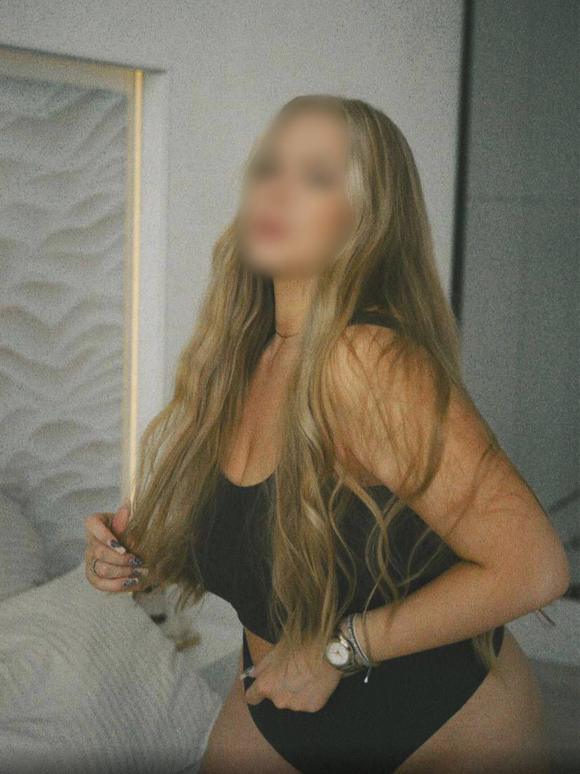 Крис проститутка у метро Пятницкое шоссе